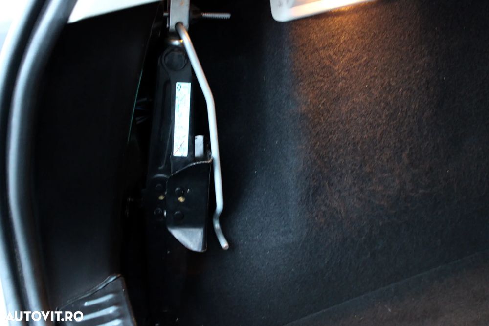 Dacia Sandero 0.9 TCe Prestige - 29