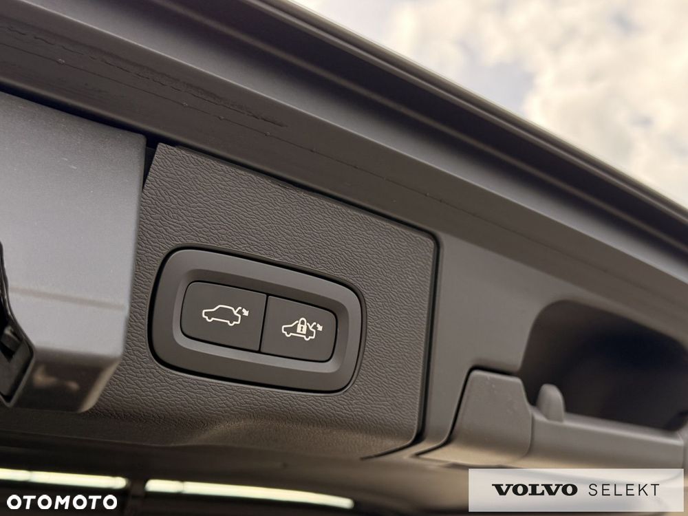 Volvo XC 60 - 25