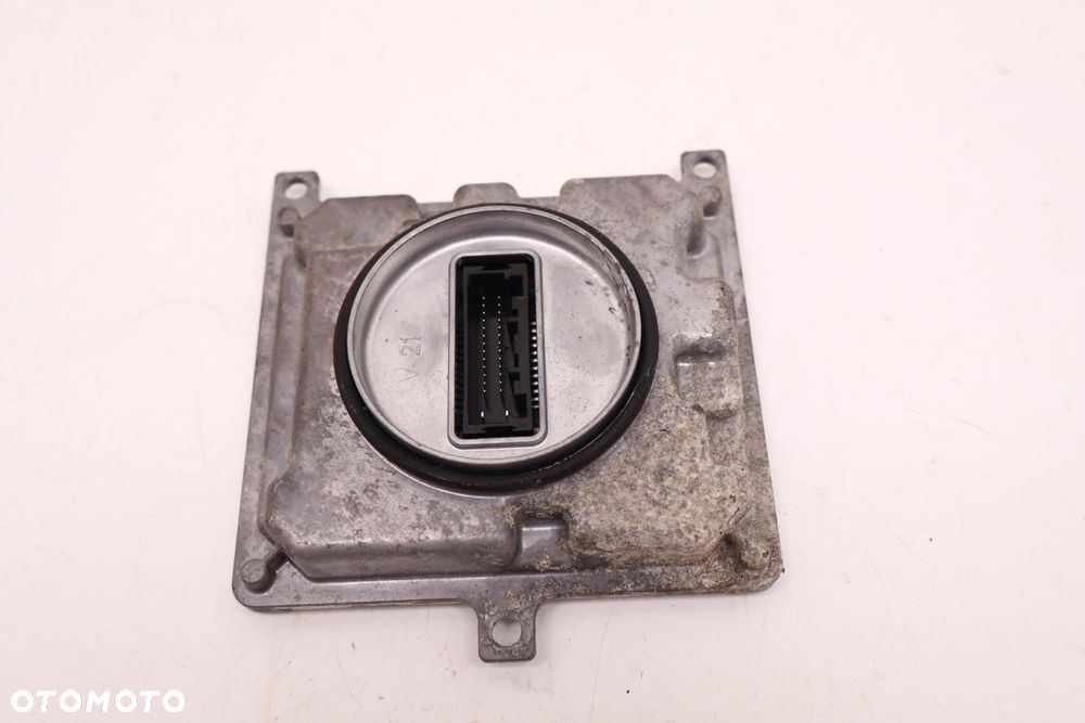 MAZDA CX-30 PRZETWORNICA MODUŁ LAMPY LED DFR5-67890 - 1