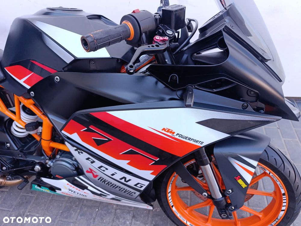 KTM RC 125 - 28