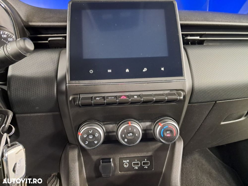 Renault Clio - 10