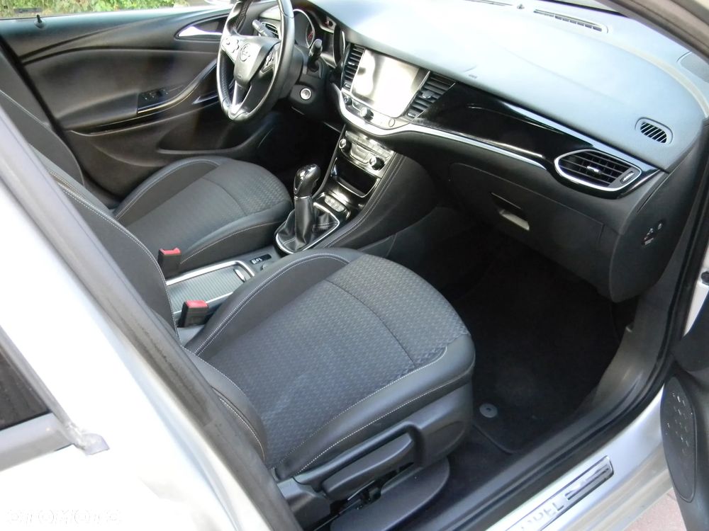 Opel Astra - 8