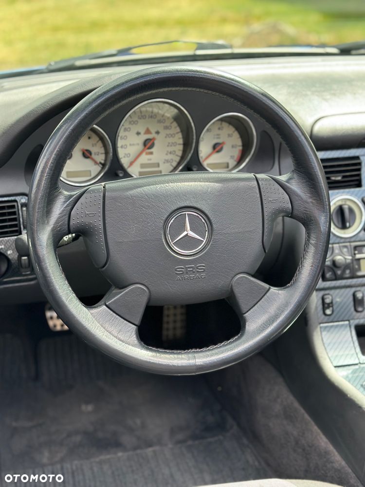 Mercedes-Benz SLK 200 - 20