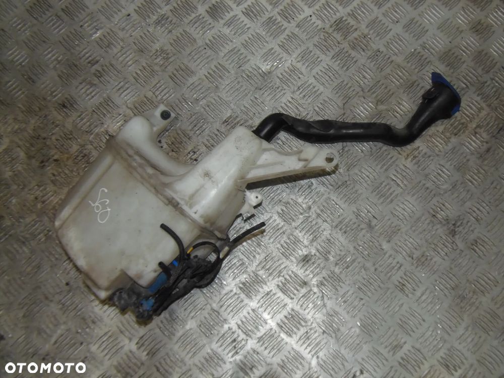 ZBIORNICZEK SPRYSKIWACZY VOLVO S60 II LIFT - 1