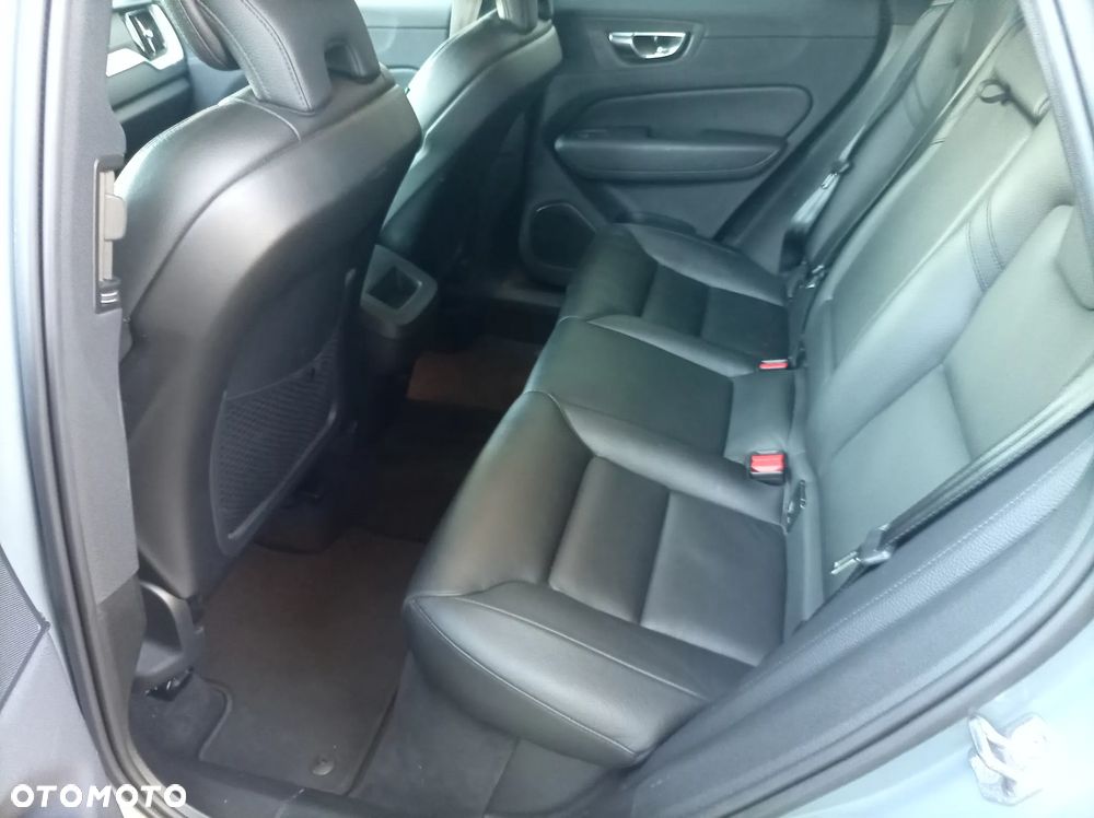 Volvo XC 60 B4 B Inscription - 6