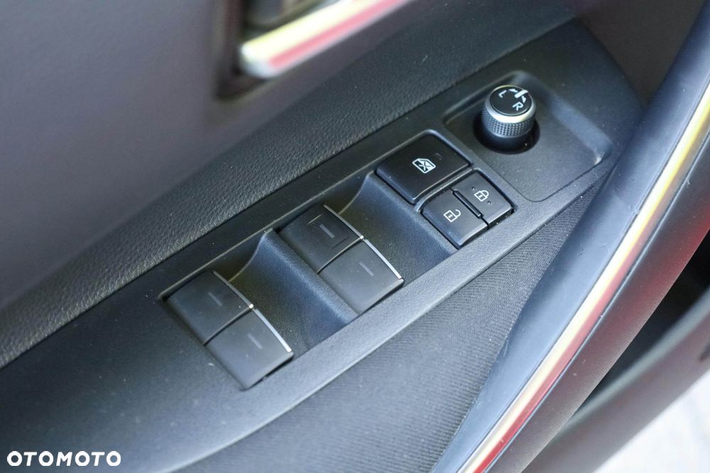 Toyota Corolla 1.8 Hybrid GPF Comfort - 31