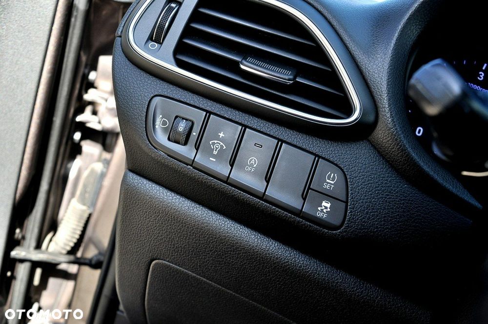 Hyundai i30 - 14