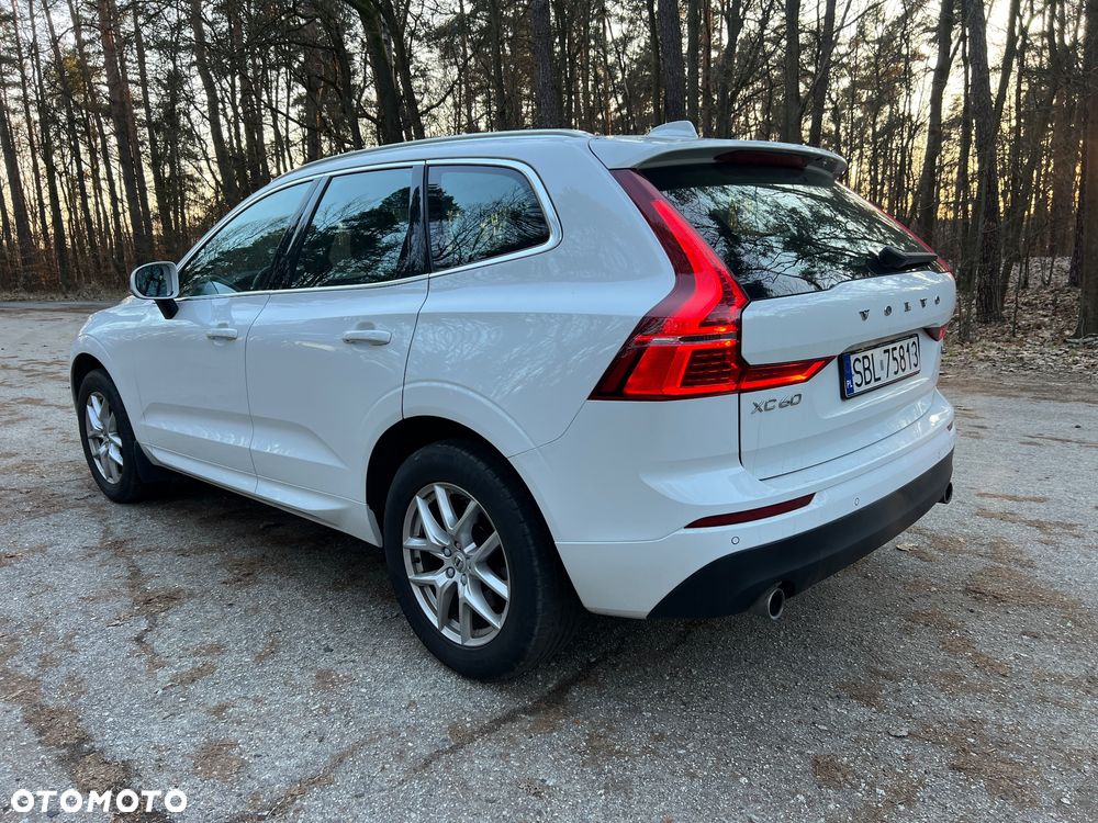 Volvo XC 60 B5 B AWD Geartronic Momentum Pro - 25