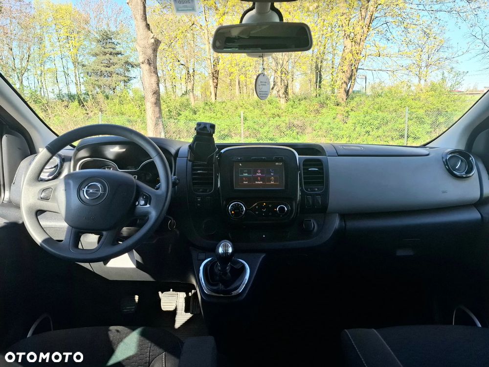 Renault TRAFIC LONG BRYGADÓWKA 2017 BOGATA WERSJA - 23