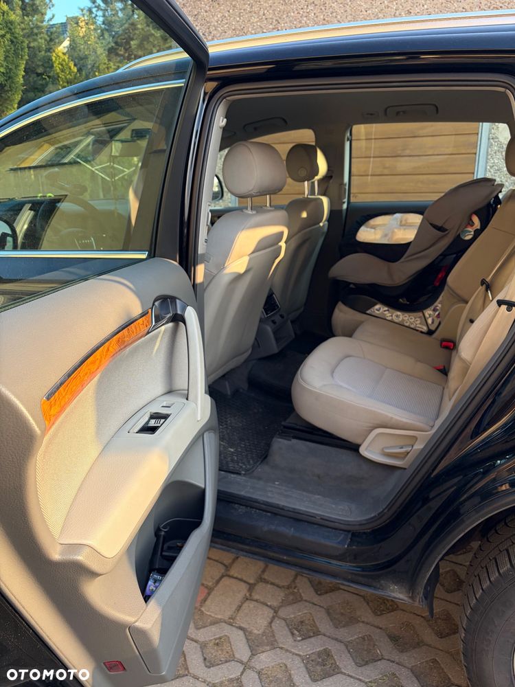 Audi Q7 - 11