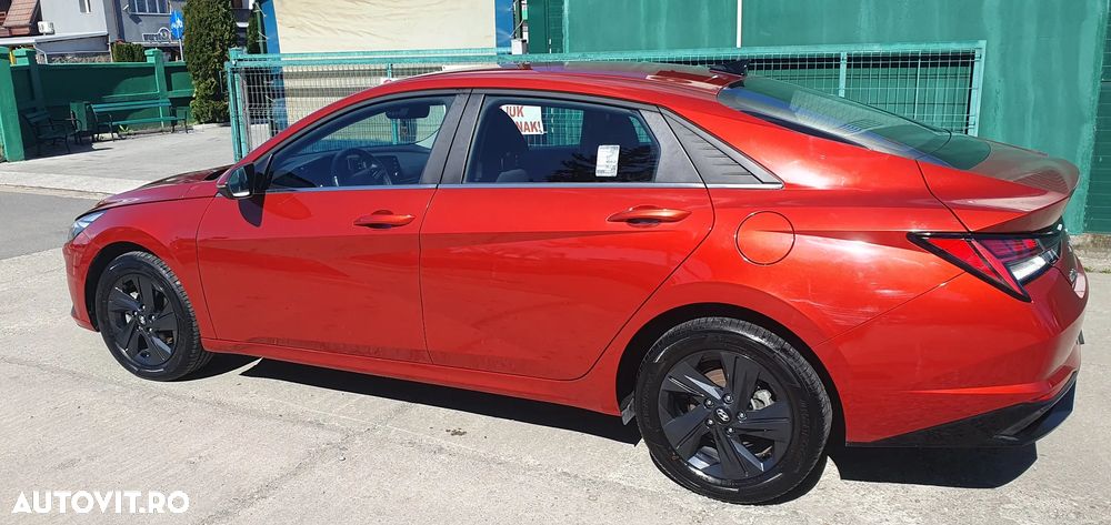 Hyundai Elantra 1.6 l 123 CP CVT Highway - 9