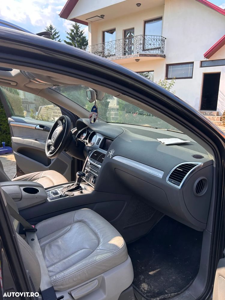 Audi Q7 3.0 TDI Quattro Tip - 8