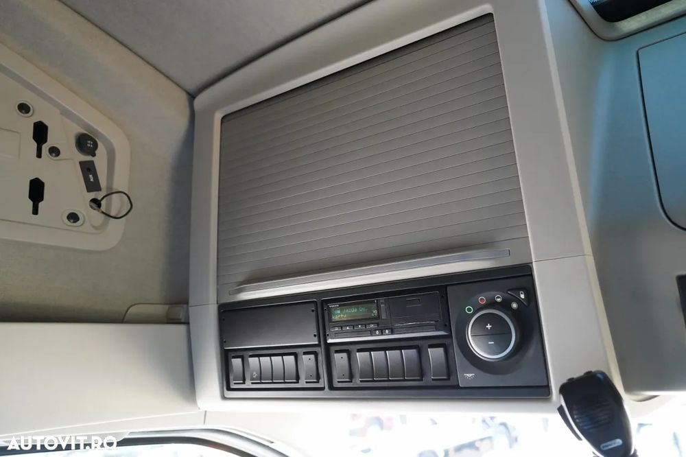 Volvo FH 460 / I-SHIFT / I SAVE / 2023 - 33