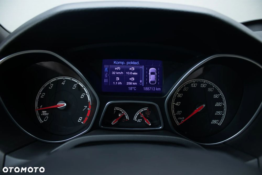 Ford Focus 2.0 EcoBoost ST mit Leder-Exclusiv-Paket - 32