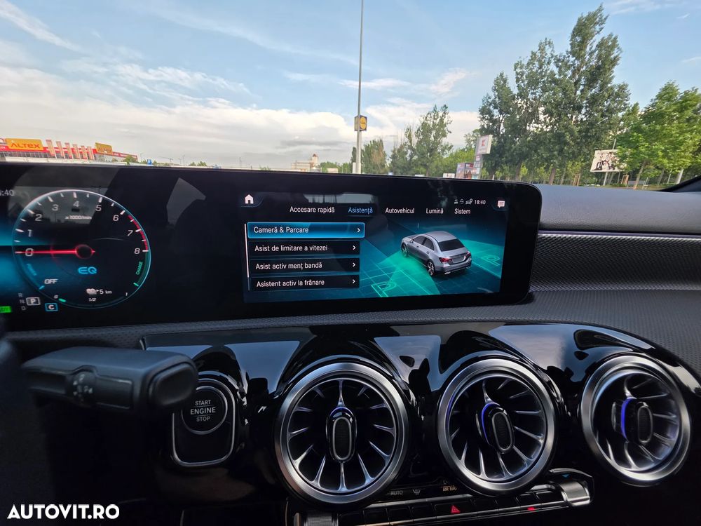 Mercedes-Benz A 250 e Sedan 8G-DCT Edition 2021 - 14