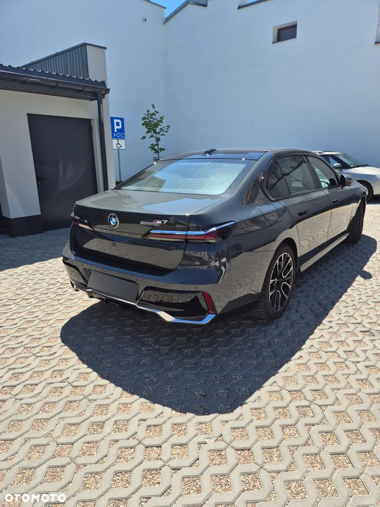BMW Seria 7 740d xDrive - 3