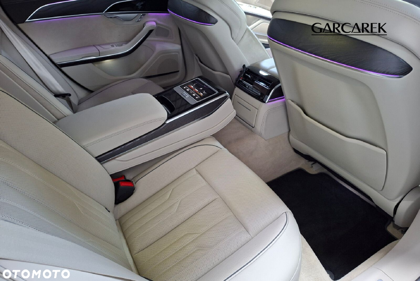 Audi A8 - 24