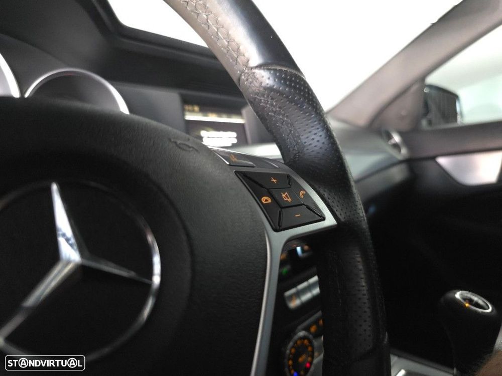 Mercedes-Benz C 220 - 25
