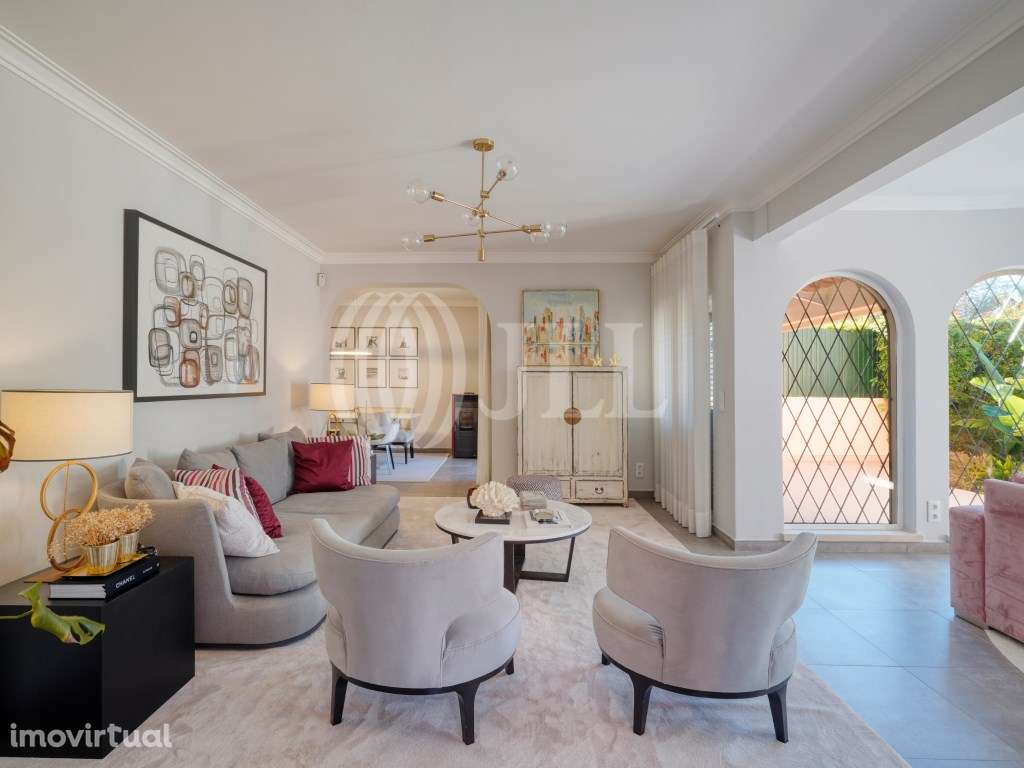 Moradia T6+1 com piscina aquecida garagem Cobre Cascais - Grande imagem: 2/32