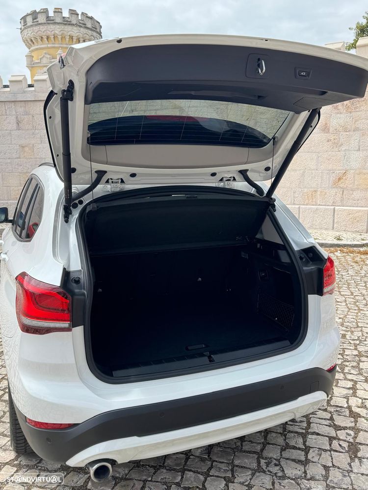 BMW X1 25 e xDrive - 23