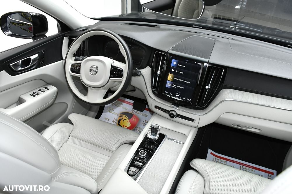 Volvo XC 60 D5 AWD Momentum - 5