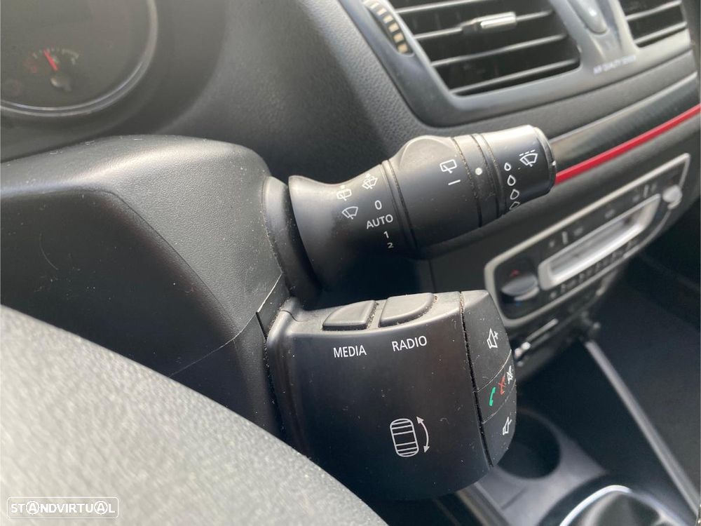 Renault Mégane Sport Tourer 1.5 dCi GT Line SS - 40