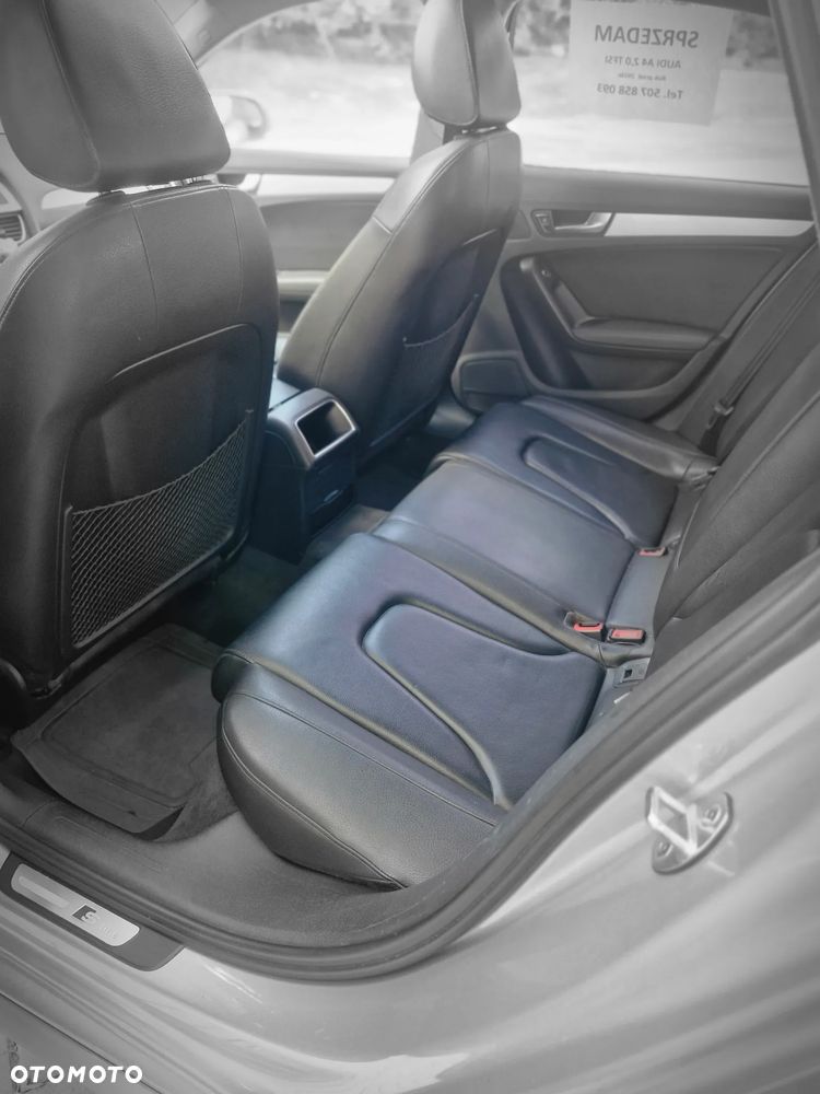 Audi A4 Limousine - 18