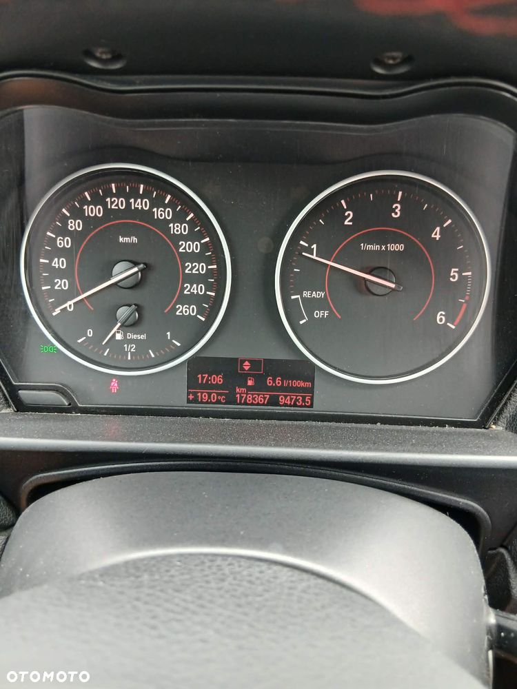 BMW Seria 1 116d Sport Line - 10