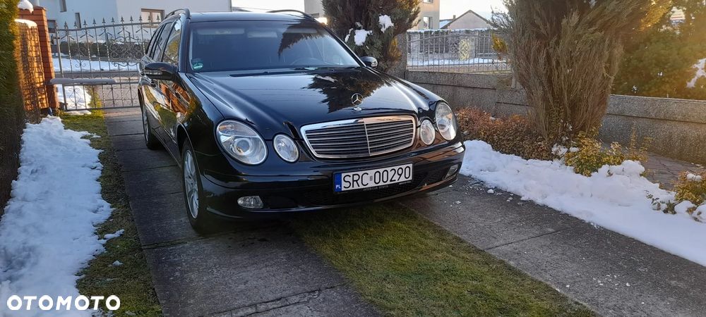 Mercedes-Benz Klasa E 200 Kompressor Classic - 4