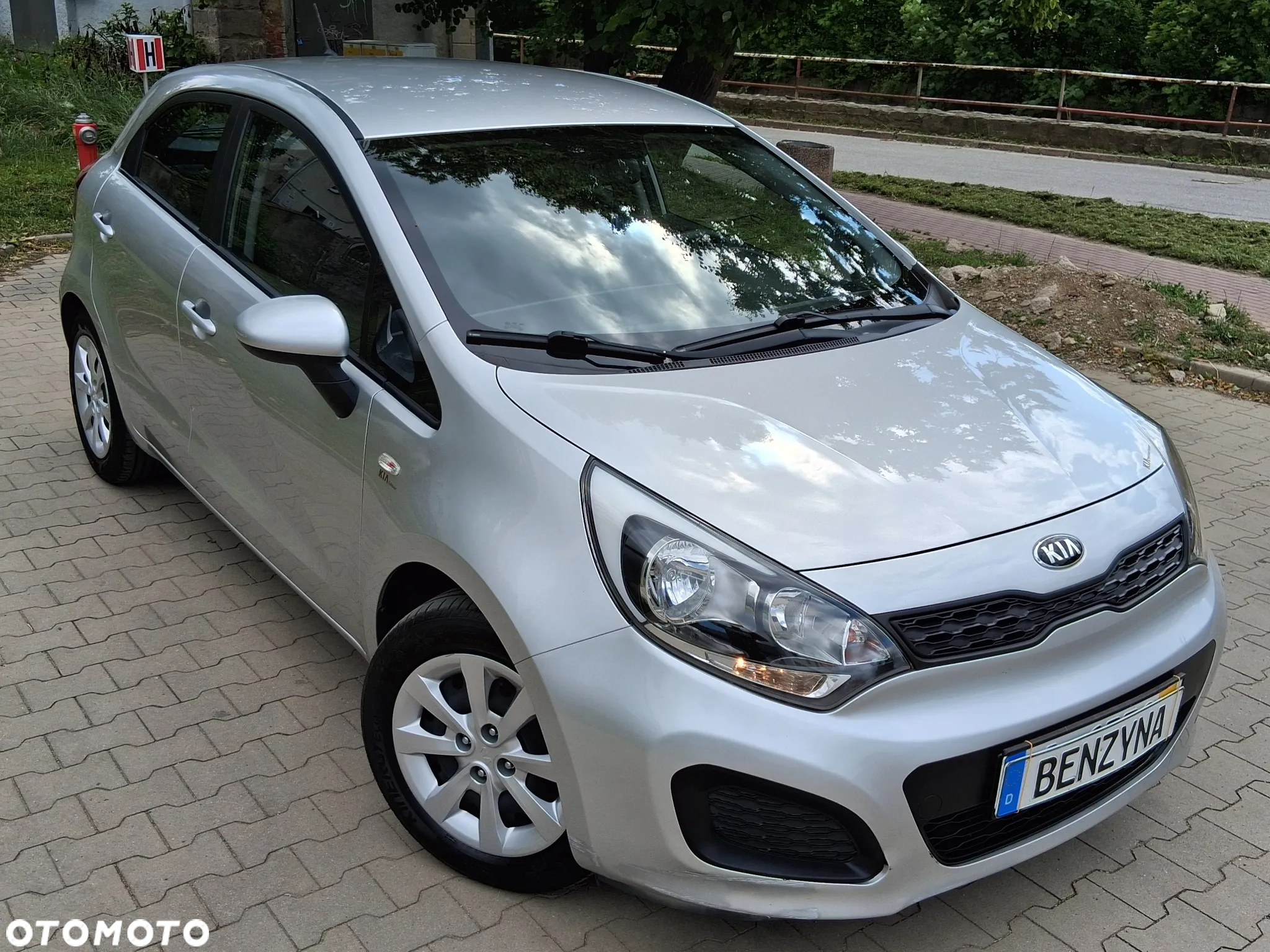 Kia Rio - 5