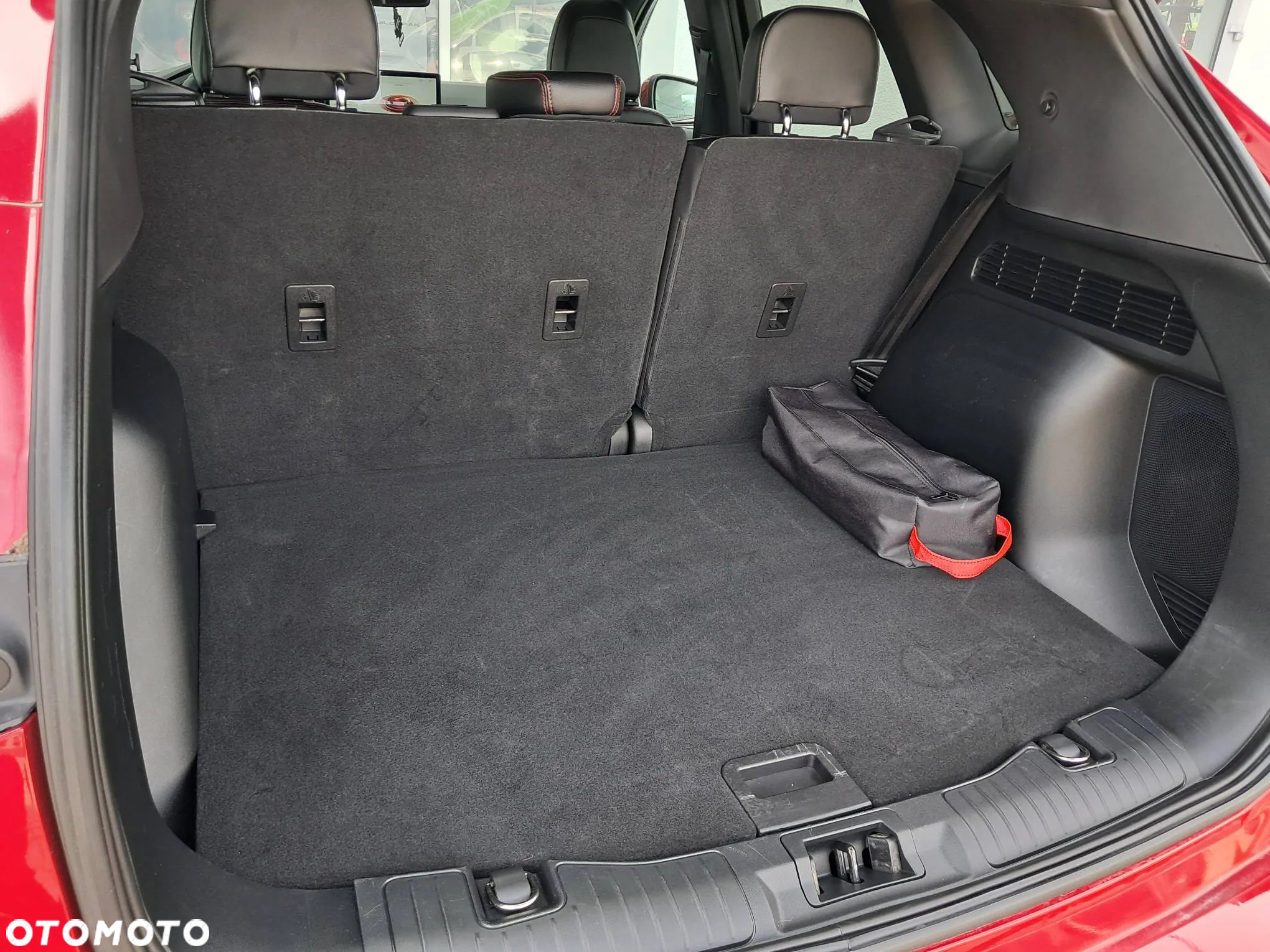 Ford Escape 2.0 EcoBoost AWD Titanium - 32