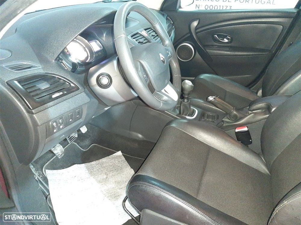 Renault Mégane Sport Tourer 1.5 dCi Dynamique S - 20