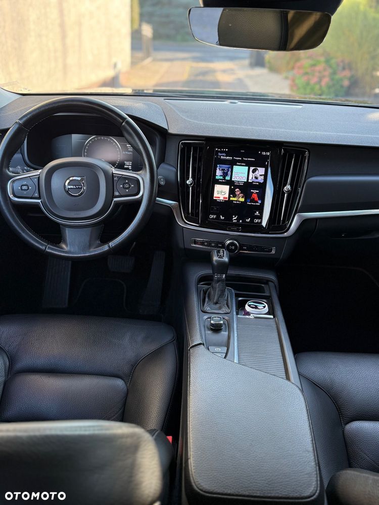 Volvo V90 D4 Geartronic Momentum - 13
