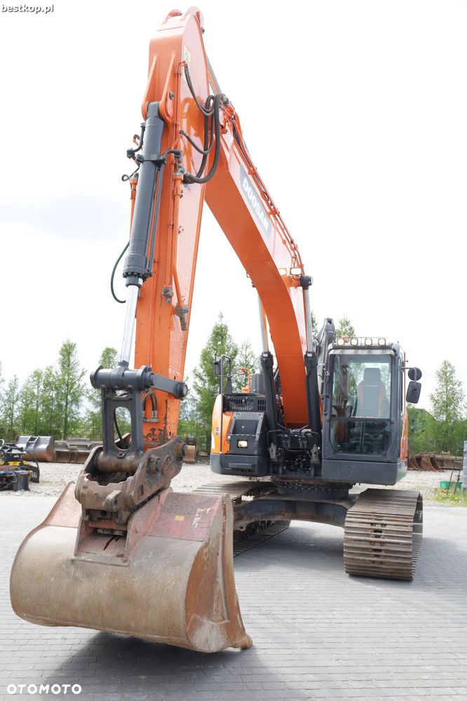 Doosan DX235LCR - 16