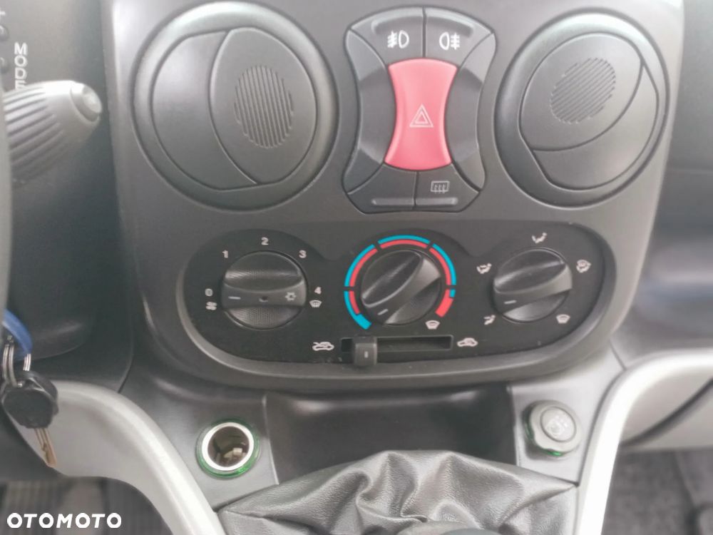 Fiat Doblo 1.9 JTD Family - 20