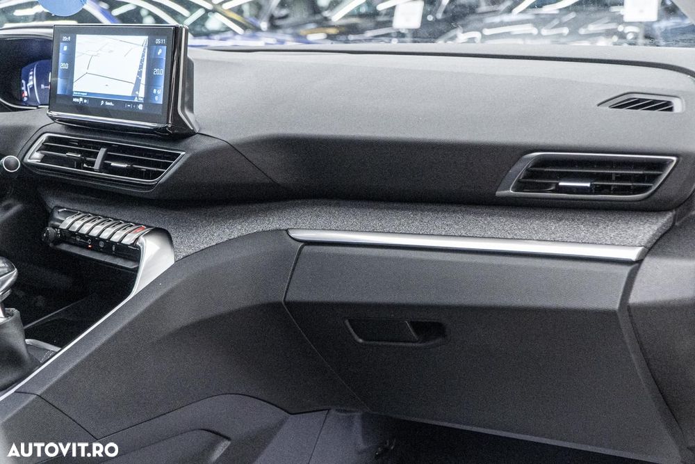 Peugeot 3008 1.2 PureTech 130 BVM6 Allure Pack - 36