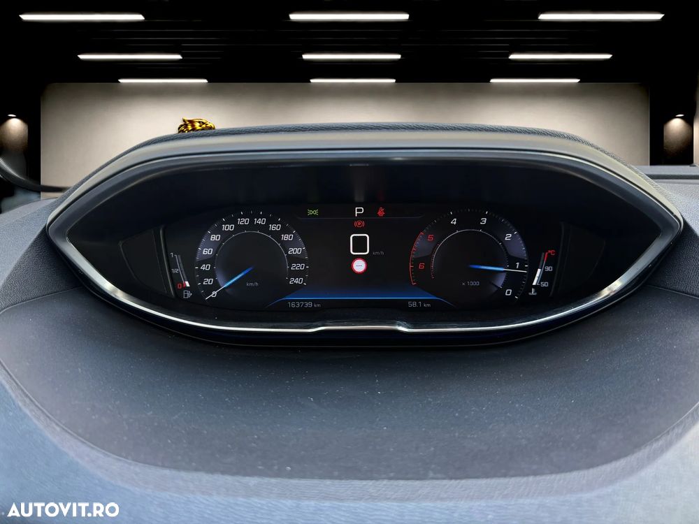 Peugeot 5008 1.5 BlueHDI s&s EAT8 Allure - 32