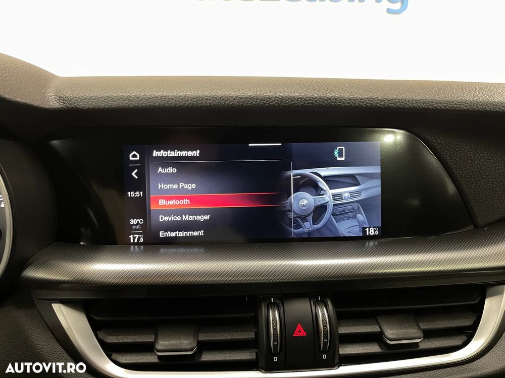 Alfa Romeo Stelvio 2.0 Turbo AWD AT8 Veloce - 21