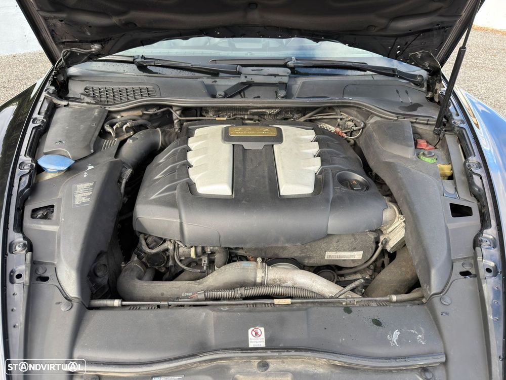 Porsche Cayenne - 17