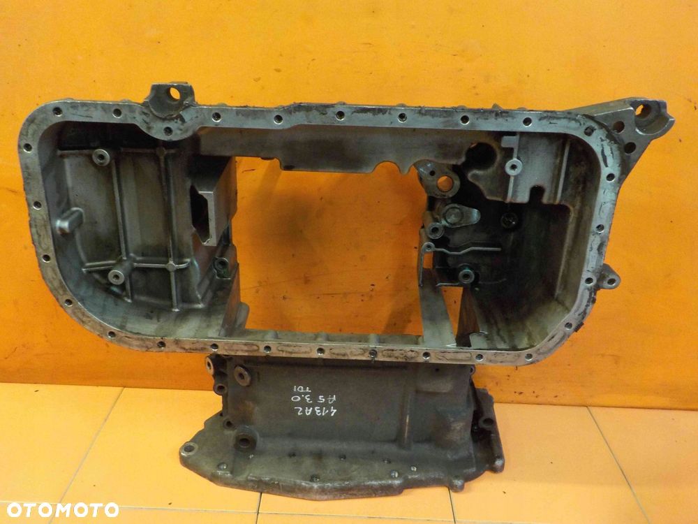AUDI A5 A4 3.0 TDI 09r 239KM CAP CAPA miska oleju czesc gorna 059103603BG - 1