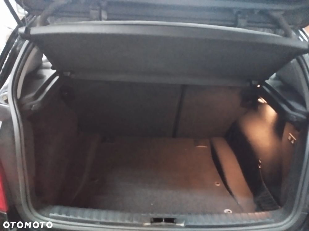 BMW Seria 1 116i - 17