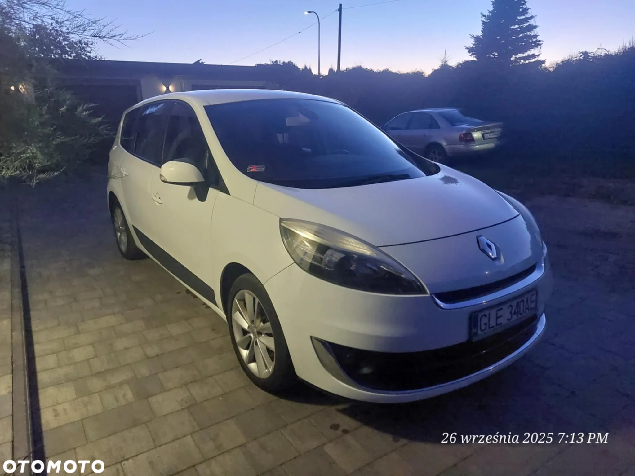 Renault Grand Scenic Gr 1.5 dCi TomTom Edition EDC - 10