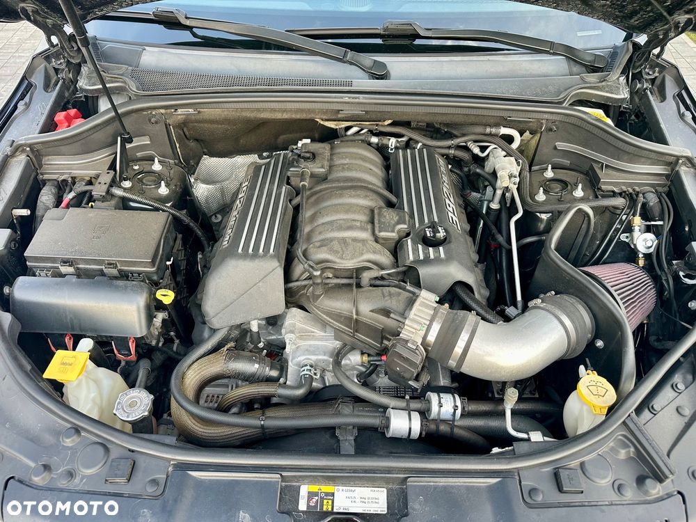 Dodge Durango 6.4 SRT - 8