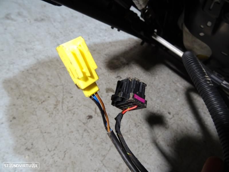 Conjunto De Bancos Audi A4 (8K2, B8)  Bancos Audi A4 B8 Sedan Em Pele - 8