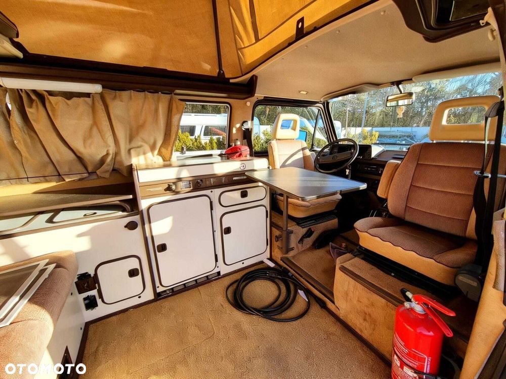 Volkswagen Transporter - 15