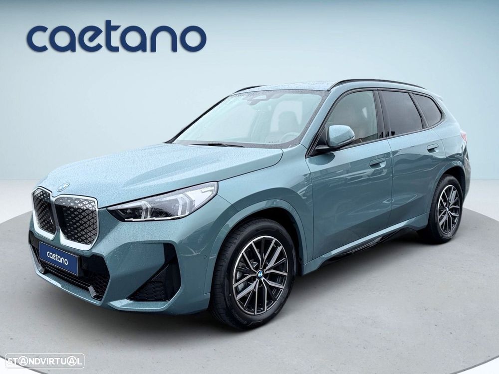 BMW iX1 eDrive20 Edição Desportiva M - 1