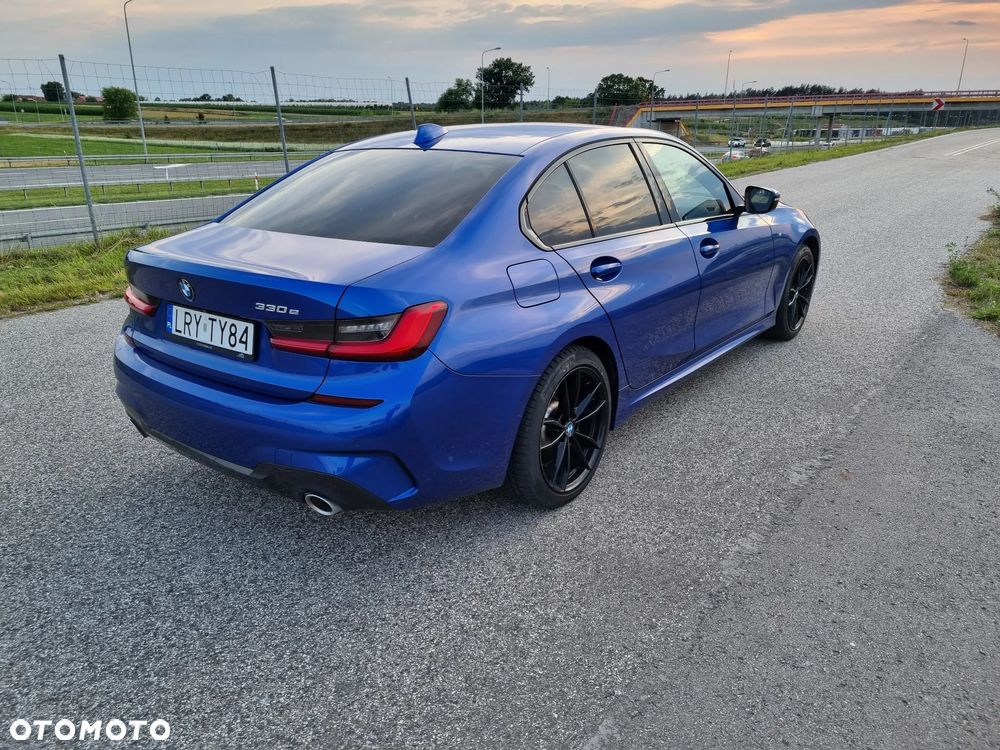 BMW Seria 3 - 12