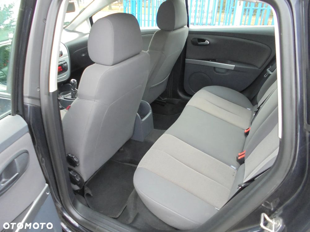 Seat Leon 1.6 TDI DPF Style - 10