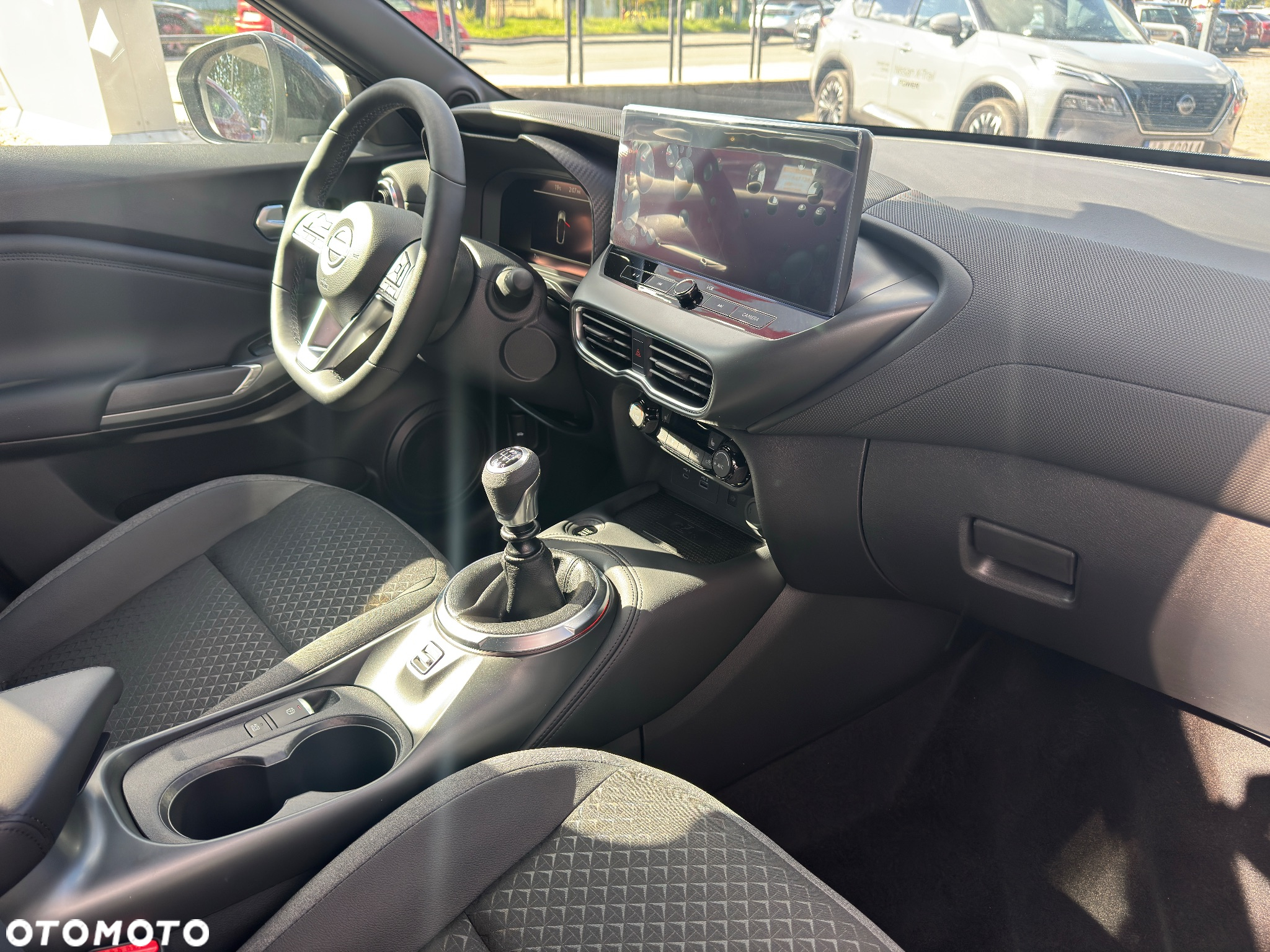 Nissan Juke 1.0 DIG-T N-Connecta - 13