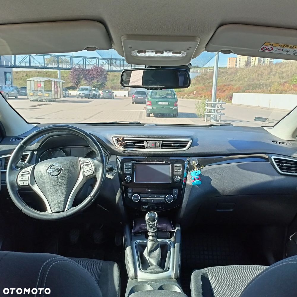 Nissan Qashqai 1.2 DIG-T N-Connecta EU6 - 8